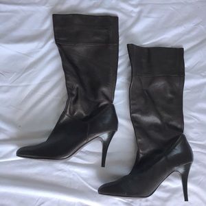 Vintage beautiful dark brown genuine leather stiletto boots.